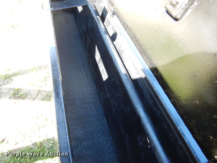 image for item DF3116 2001 PJ equipment trailer