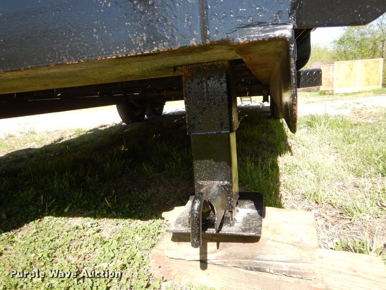 image for item DF3116 2001 PJ equipment trailer