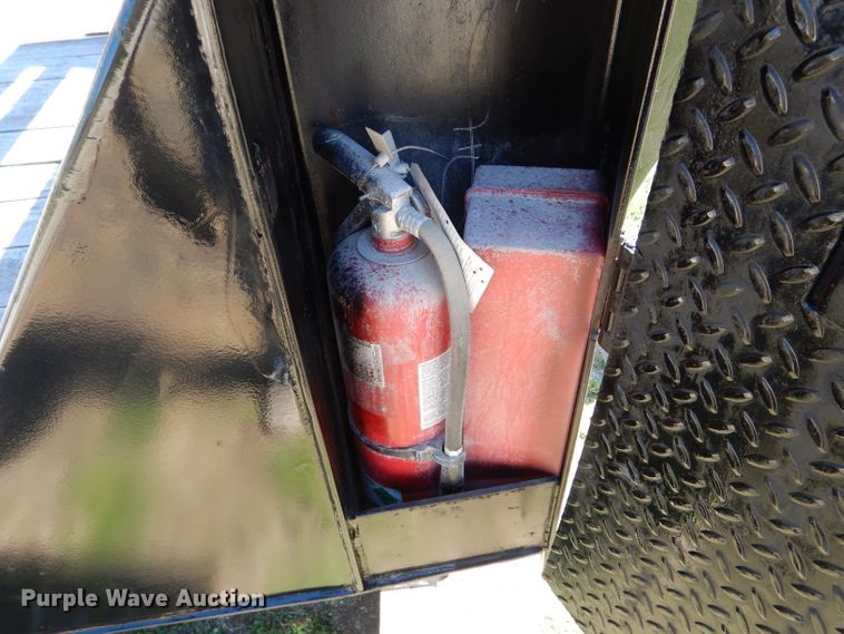 image for item DF3116 2001 PJ equipment trailer