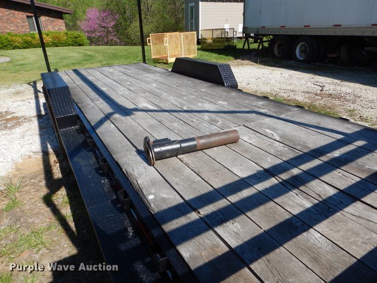 image for item DF3116 2001 PJ equipment trailer