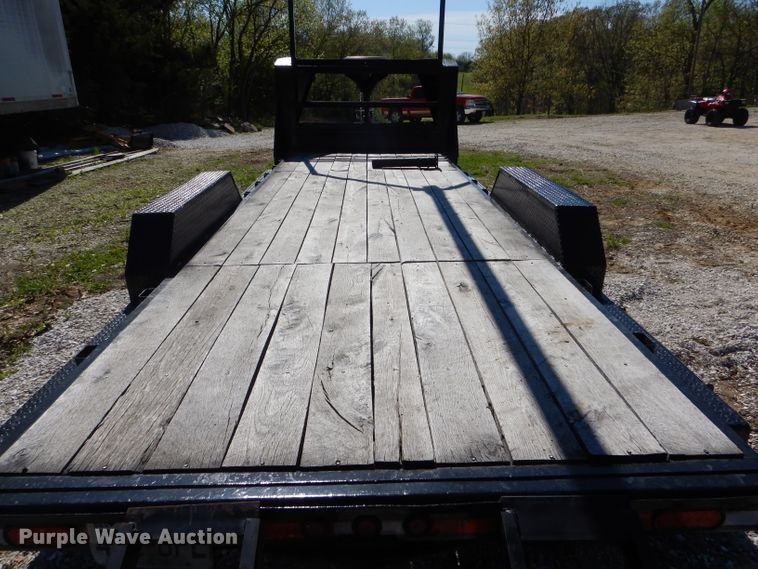 image for item DF3116 2001 PJ equipment trailer