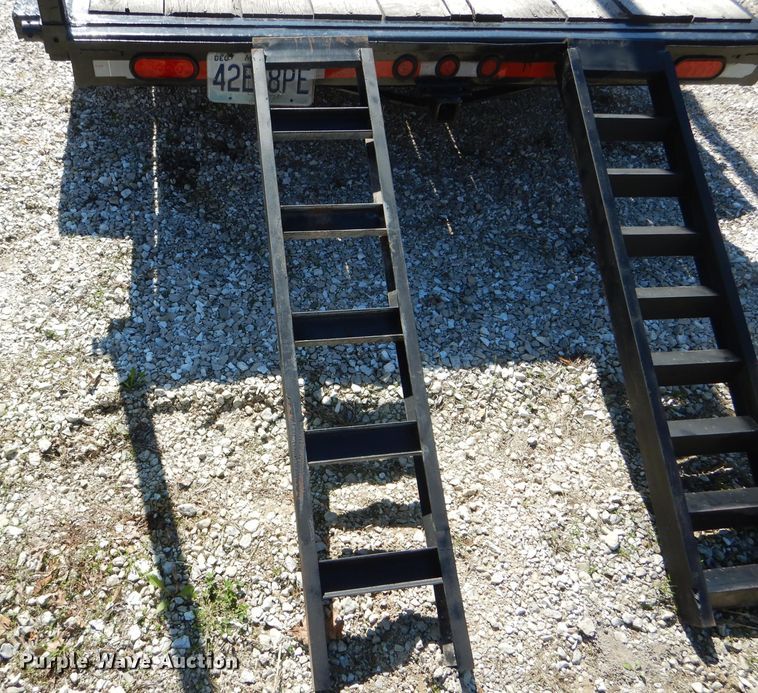image for item DF3116 2001 PJ equipment trailer