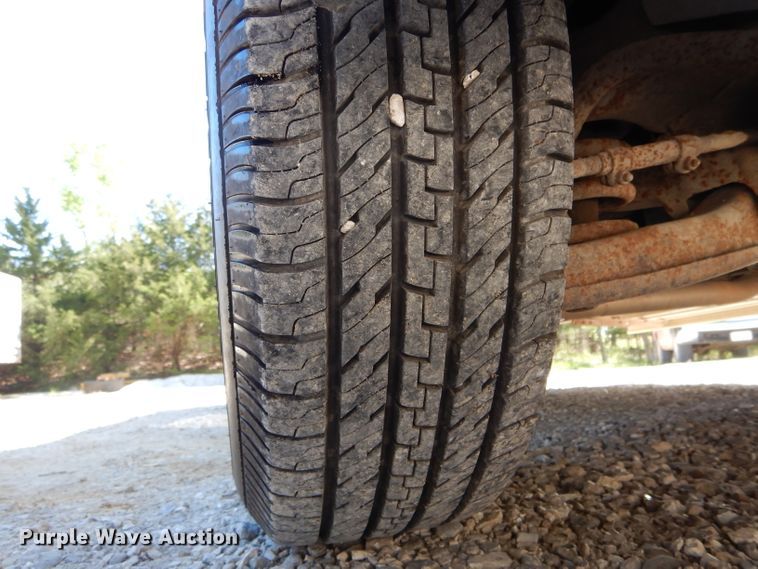 image for item DF3118 1988 Chevrolet C2500  pickup truck