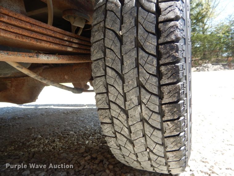 image for item DF3118 1988 Chevrolet C2500  pickup truck