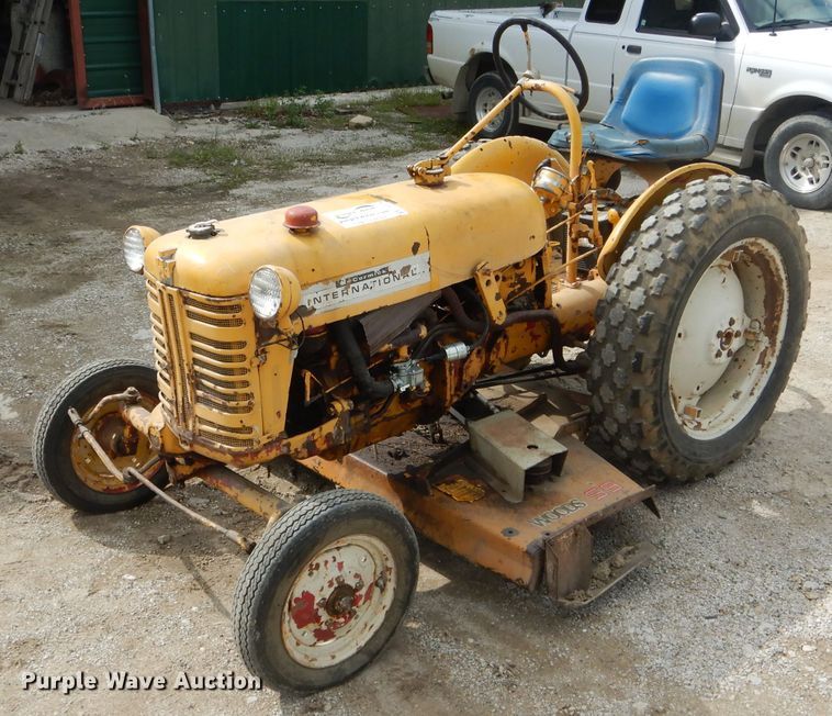 image for item DF3120 International lawn mower