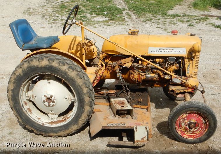 image for item DF3120 International lawn mower