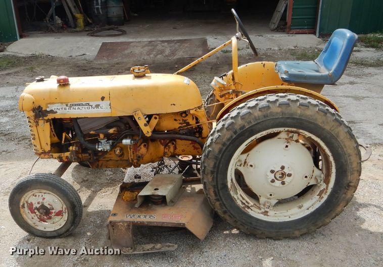 image for item DF3120 International lawn mower