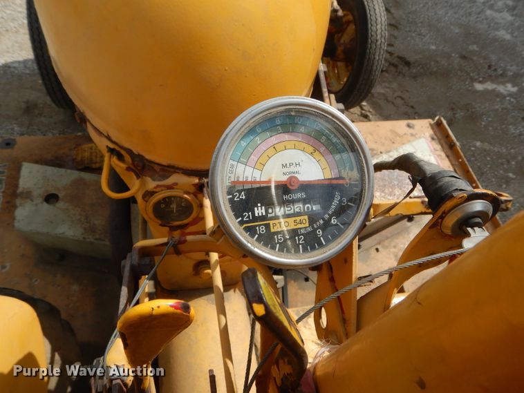 image for item DF3120 International lawn mower