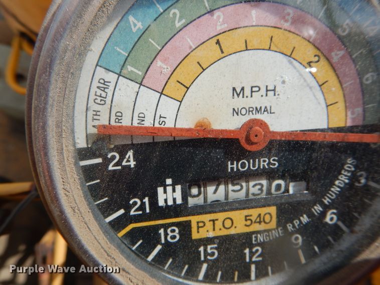 image for item DF3120 International lawn mower