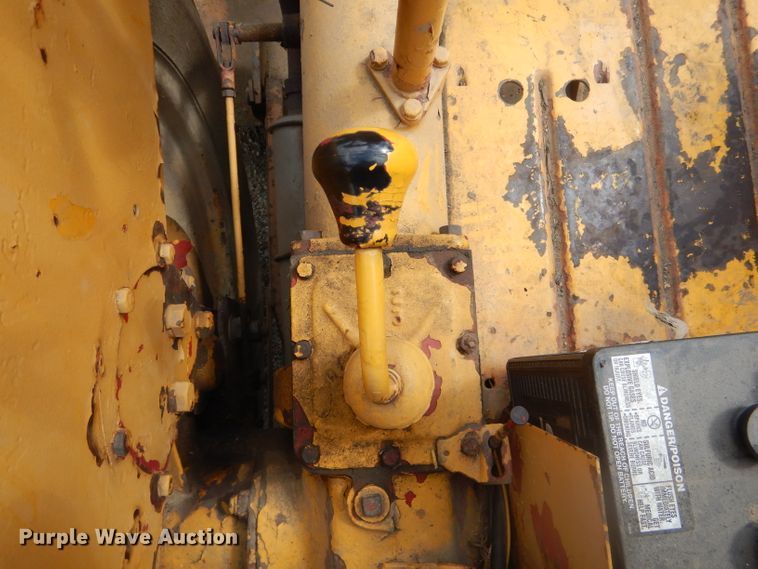 image for item DF3120 International lawn mower