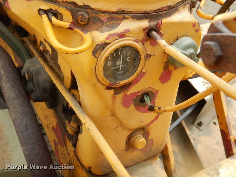 image for item DF3120 International lawn mower