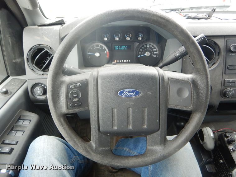 image for item DF3135 2015 Ford F250 Super Duty XL  Crew Cab pickup truck