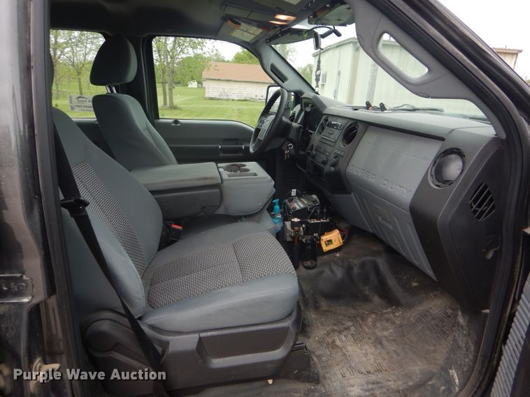 image for item DF3135 2015 Ford F250 Super Duty XL  Crew Cab pickup truck