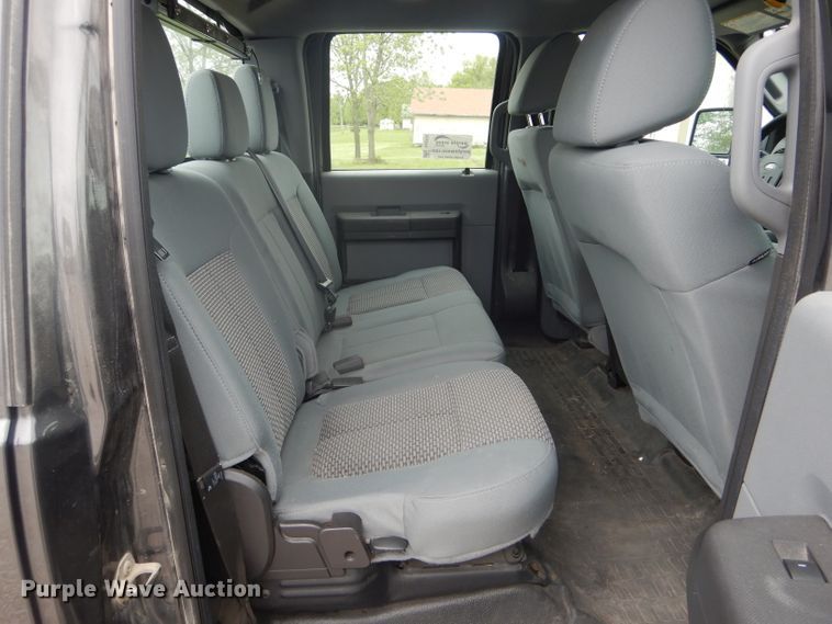 image for item DF3135 2015 Ford F250 Super Duty XL  Crew Cab pickup truck