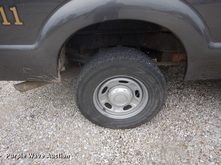 image for item DF3135 2015 Ford F250 Super Duty XL  Crew Cab pickup truck