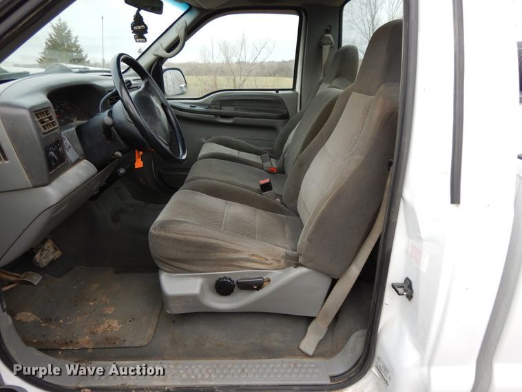 image for item DF6021 2002 Ford F250 Super Duty  pickup truck