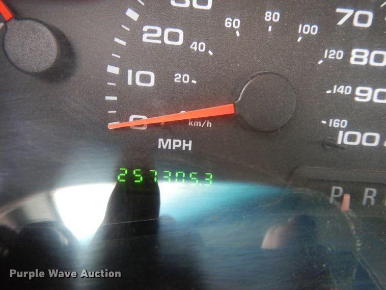 image for item DF6021 2002 Ford F250 Super Duty  pickup truck