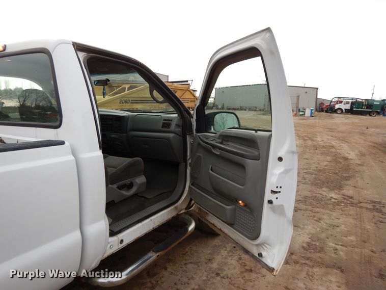 image for item DF6021 2002 Ford F250 Super Duty  pickup truck