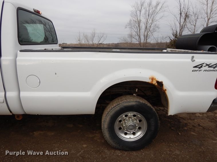 image for item DF6021 2002 Ford F250 Super Duty  pickup truck