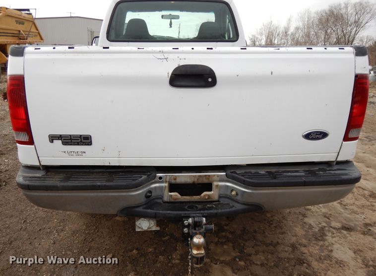 image for item DF6021 2002 Ford F250 Super Duty  pickup truck
