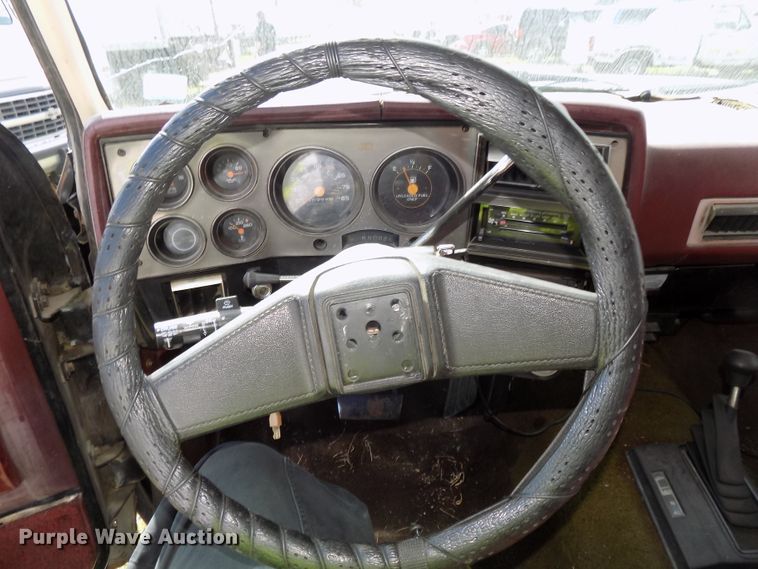 image for item DG2573 1985 Chevrolet K5 Blazer  SUV