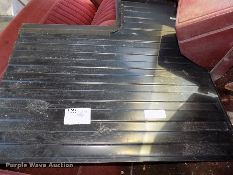 image for item DG2573 1985 Chevrolet K5 Blazer  SUV