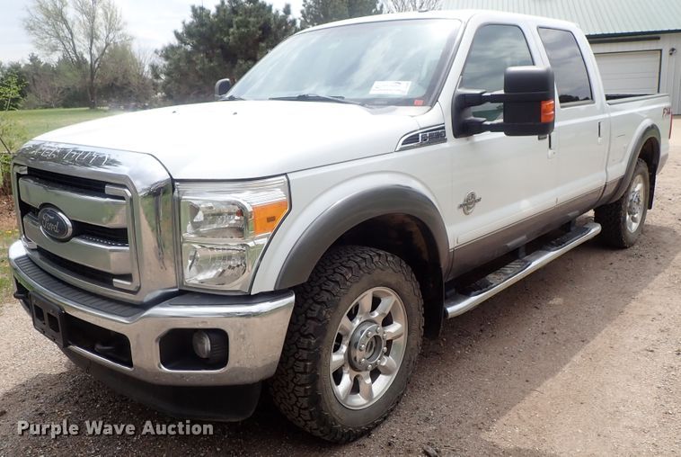 image for item DG3086 2014 Ford F250 Super Duty Lariat  Crew Cab pickup truck