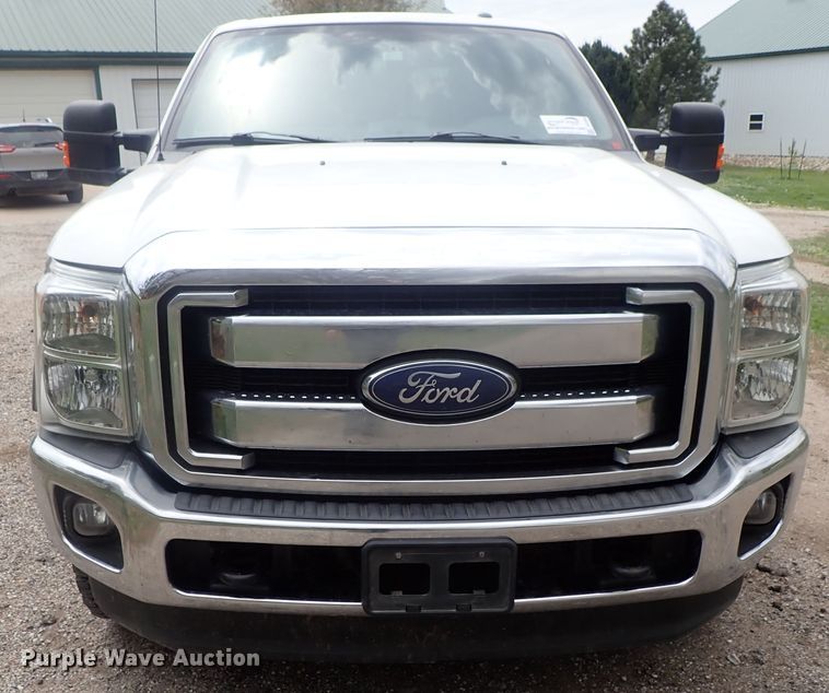 image for item DG3086 2014 Ford F250 Super Duty Lariat  Crew Cab pickup truck