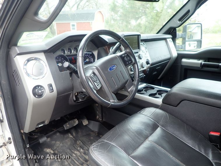 image for item DG3086 2014 Ford F250 Super Duty Lariat  Crew Cab pickup truck