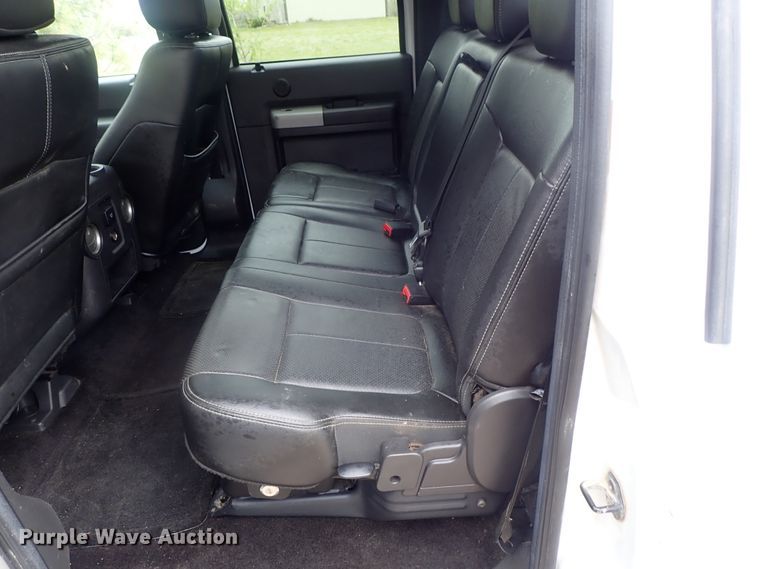 image for item DG3086 2014 Ford F250 Super Duty Lariat  Crew Cab pickup truck