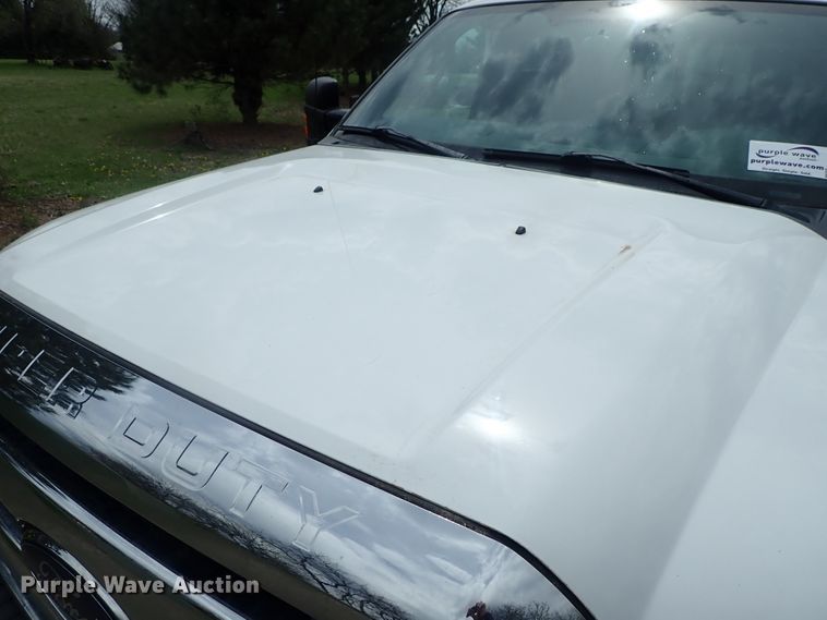 image for item DG3086 2014 Ford F250 Super Duty Lariat  Crew Cab pickup truck