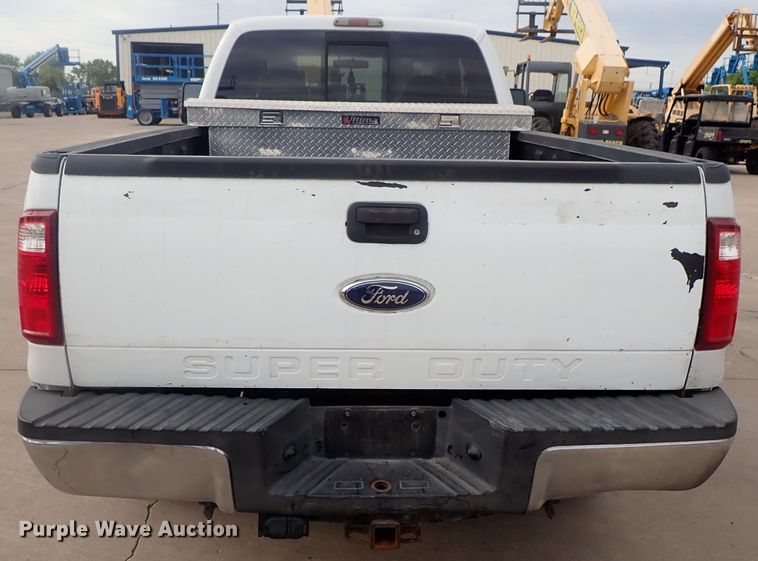 image for item DG3106 2008 Ford F250 Super Duty  SuperCab pickup truck