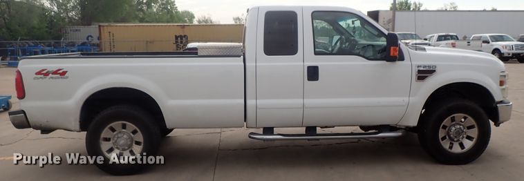 image for item DG3106 2008 Ford F250 Super Duty  SuperCab pickup truck