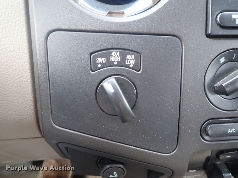 image for item DG3106 2008 Ford F250 Super Duty  SuperCab pickup truck