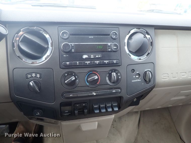 image for item DG3106 2008 Ford F250 Super Duty  SuperCab pickup truck