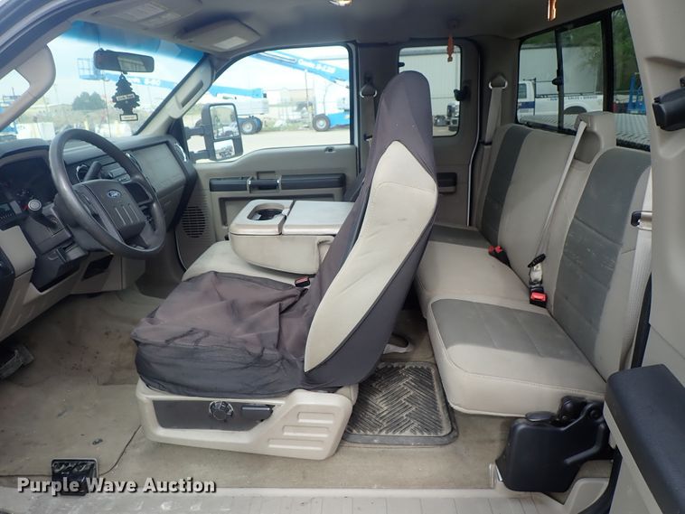 image for item DG3106 2008 Ford F250 Super Duty  SuperCab pickup truck