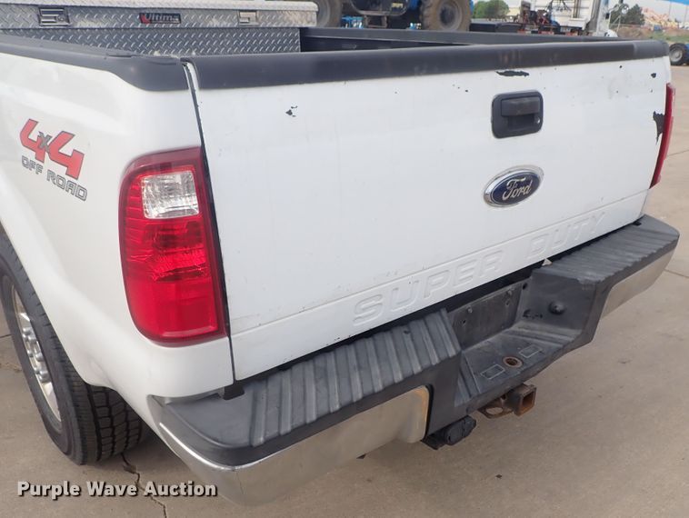 image for item DG3106 2008 Ford F250 Super Duty  SuperCab pickup truck