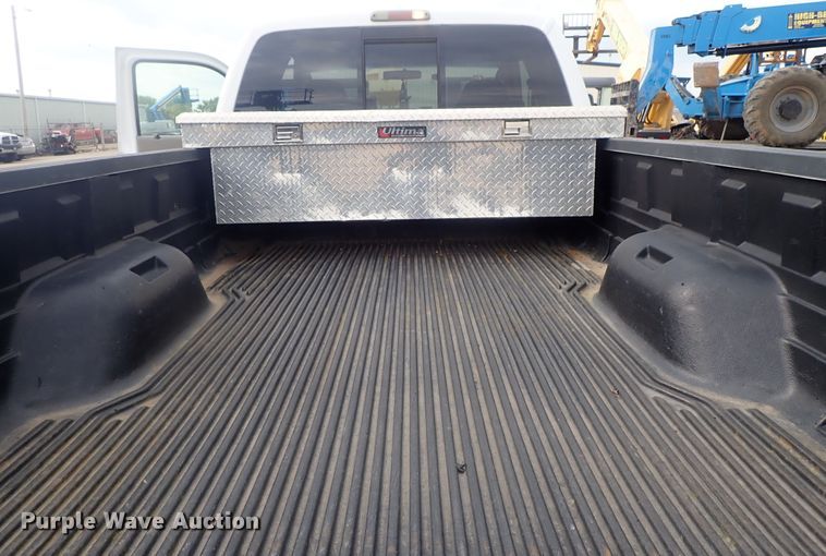 image for item DG3106 2008 Ford F250 Super Duty  SuperCab pickup truck