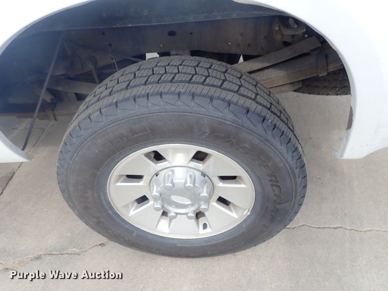 image for item DG3106 2008 Ford F250 Super Duty  SuperCab pickup truck