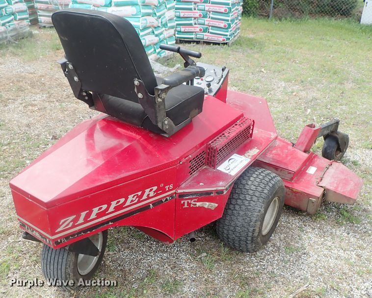 image for item DG3182 Zipper TS22 ZTR lawn mower
