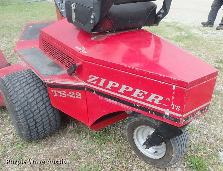 image for item DG3182 Zipper TS22 ZTR lawn mower