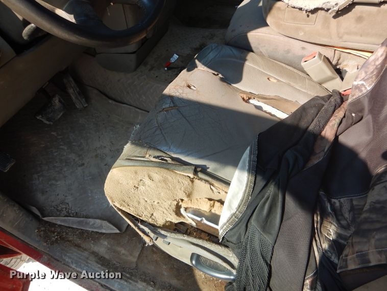 image for item DG5600 2004 Dodge Ram 3500  Quad Cab pickup truck