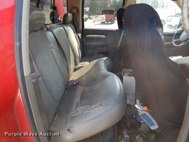 image for item DG5600 2004 Dodge Ram 3500  Quad Cab pickup truck