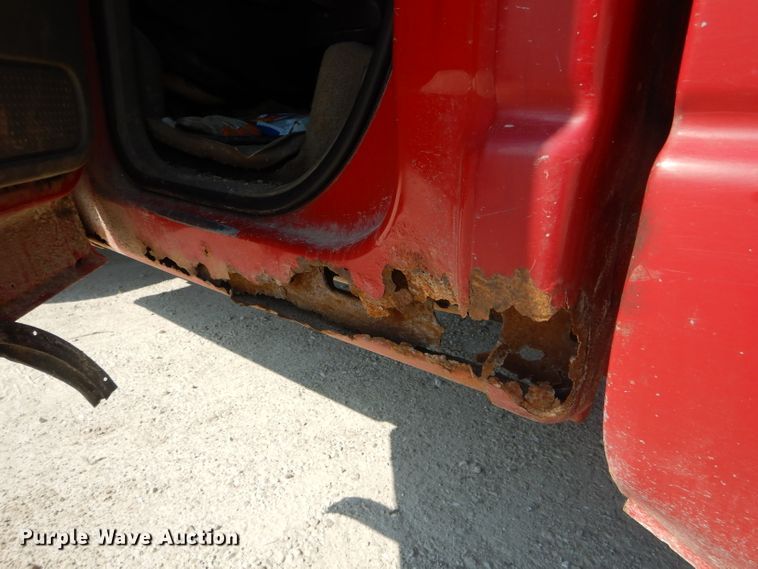 image for item DG5600 2004 Dodge Ram 3500  Quad Cab pickup truck