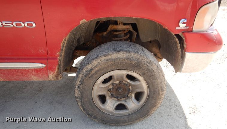 image for item DG5600 2004 Dodge Ram 3500  Quad Cab pickup truck