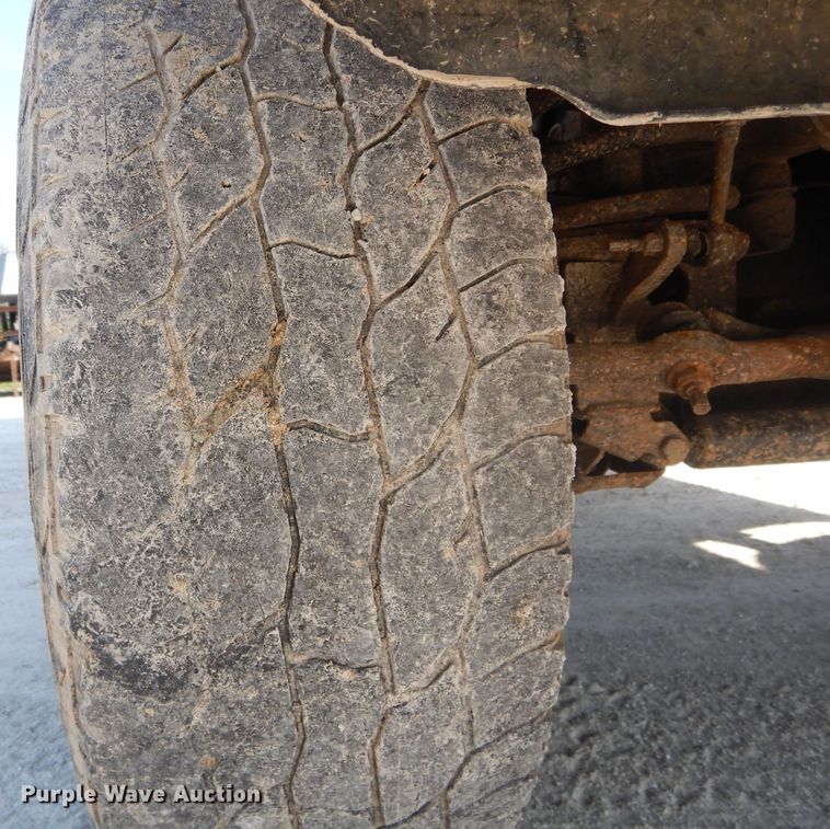 image for item DG5600 2004 Dodge Ram 3500  Quad Cab pickup truck