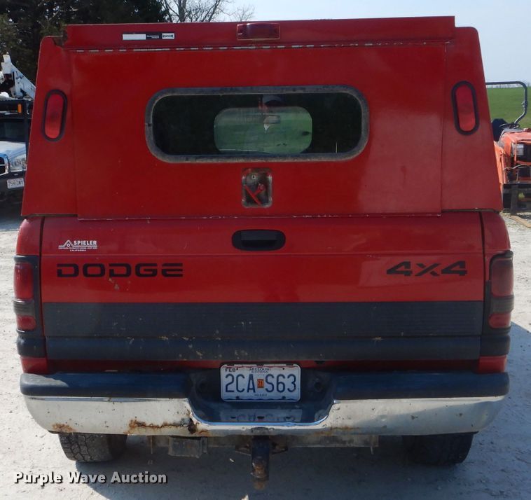 image for item DG5603 2001 Dodge Ram 2500 Laramie SLT  Quad Cab pickup truck