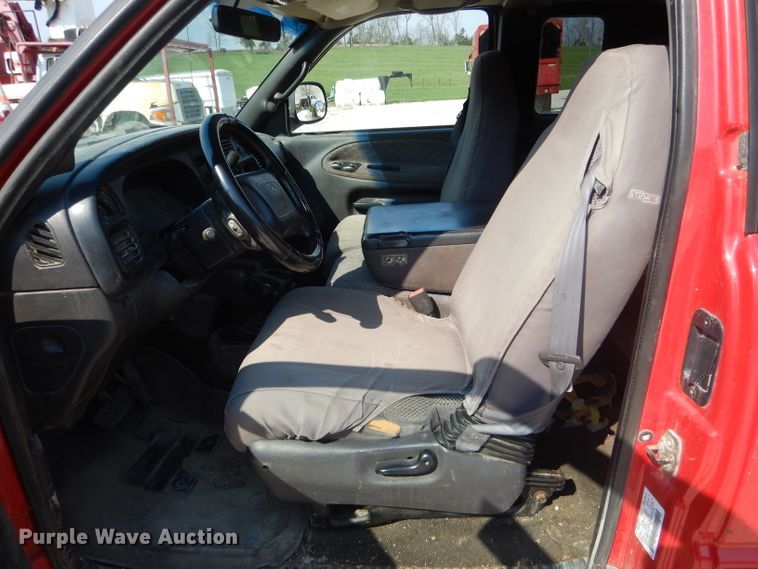 image for item DG5603 2001 Dodge Ram 2500 Laramie SLT  Quad Cab pickup truck