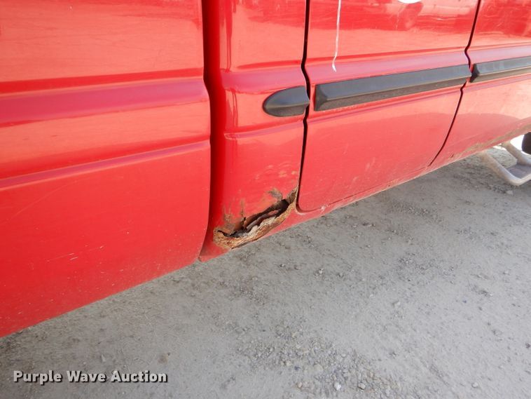 image for item DG5603 2001 Dodge Ram 2500 Laramie SLT  Quad Cab pickup truck