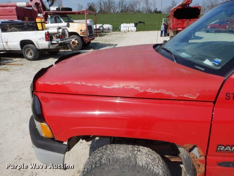 image for item DG5603 2001 Dodge Ram 2500 Laramie SLT  Quad Cab pickup truck